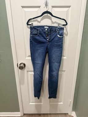 Good American High-Rise Button-Fly Jeans in Dark Blue Denim